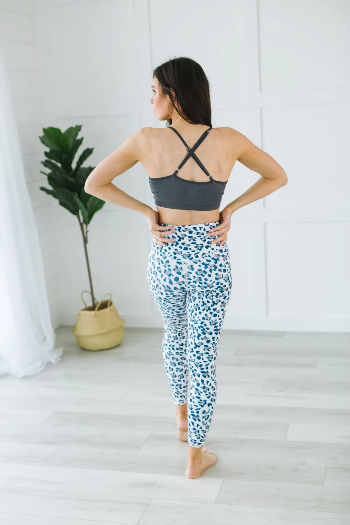 Gray Leopard Print Athletic Leggings