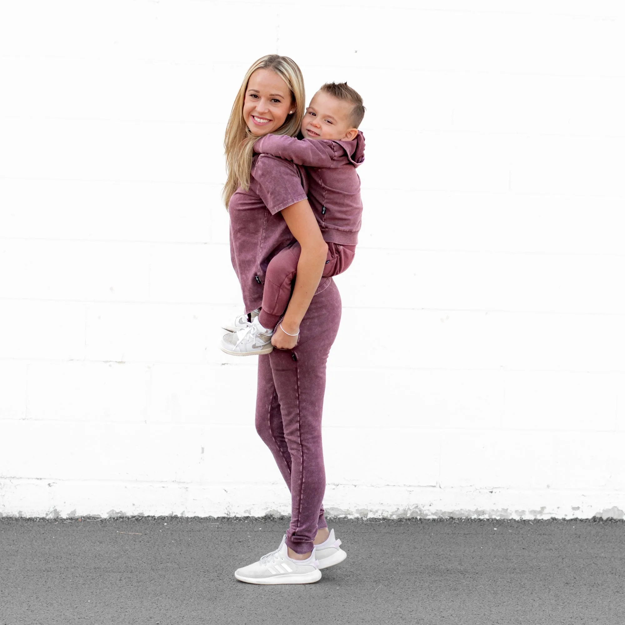 MAMA JOGGERS- Oxblood Snow Wash